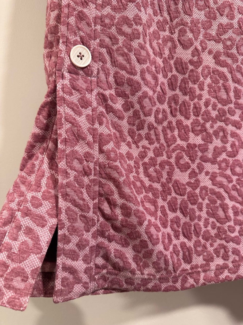 Current Air Buttoned Leopard Pencil Skirt Rose Pink Midi Side Buttons XS NWT - Picture 8 of 16